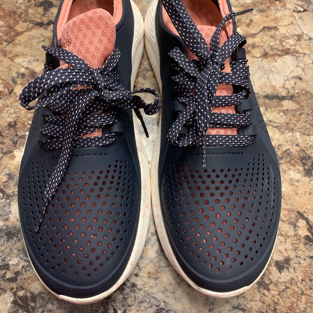Crocs Tennis Shoes